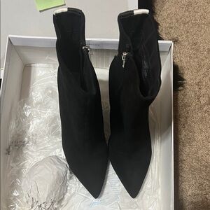 Steve Madden Sleek Black Ankle Booties